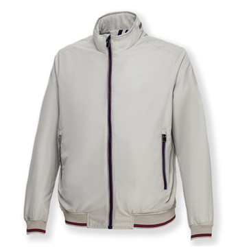 Kas ir āra apģērbs